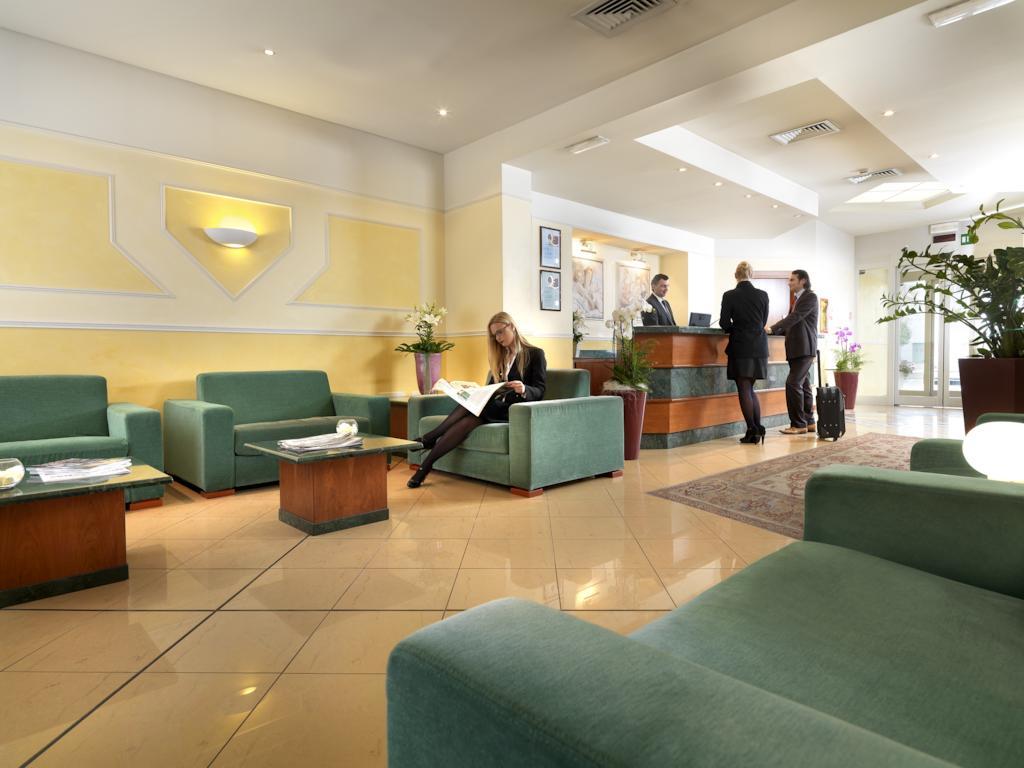 Piramidi Hotel Torri di Quartesolo Zewnętrze zdjęcie
